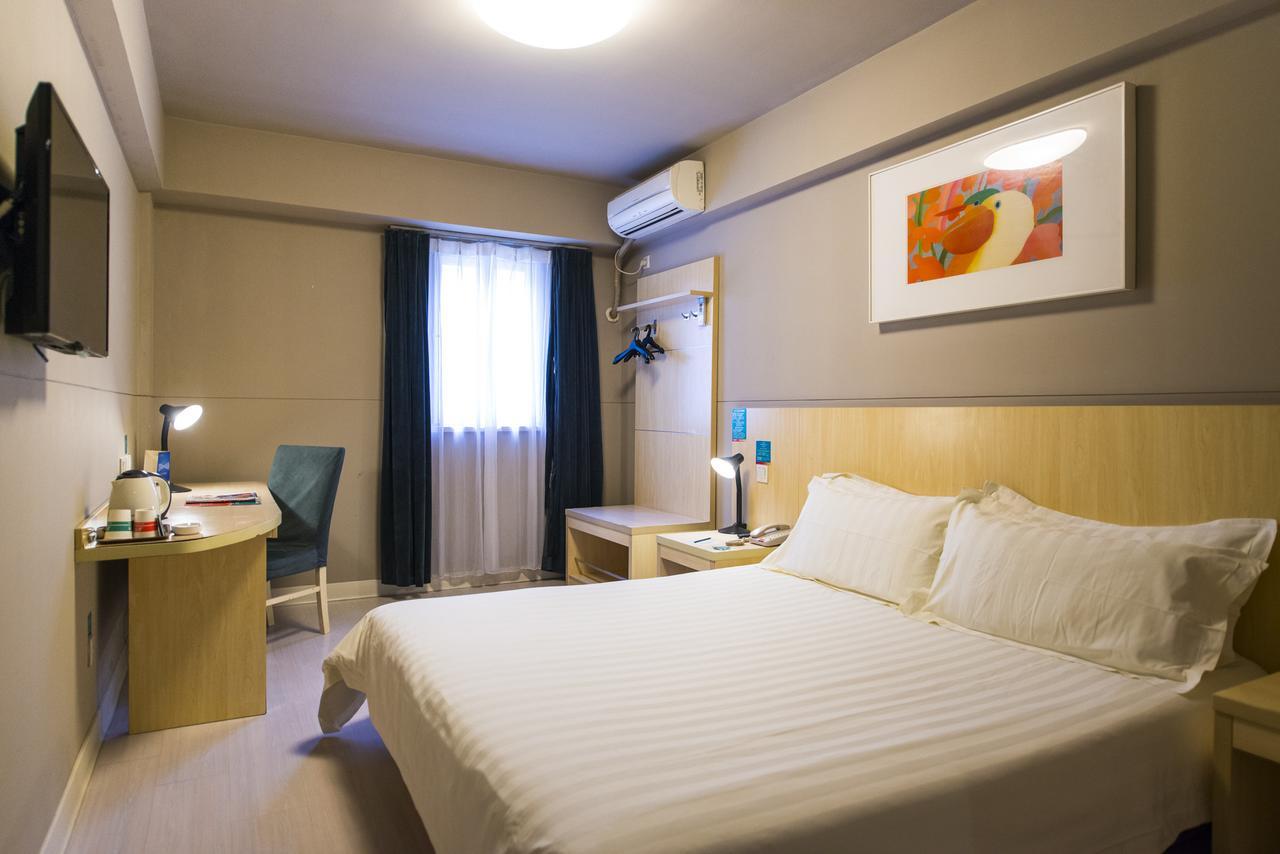 Jinjiang Inn Kunshan Renming Road West Street Exterior photo